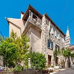 Monte B. Exclusive Apartment